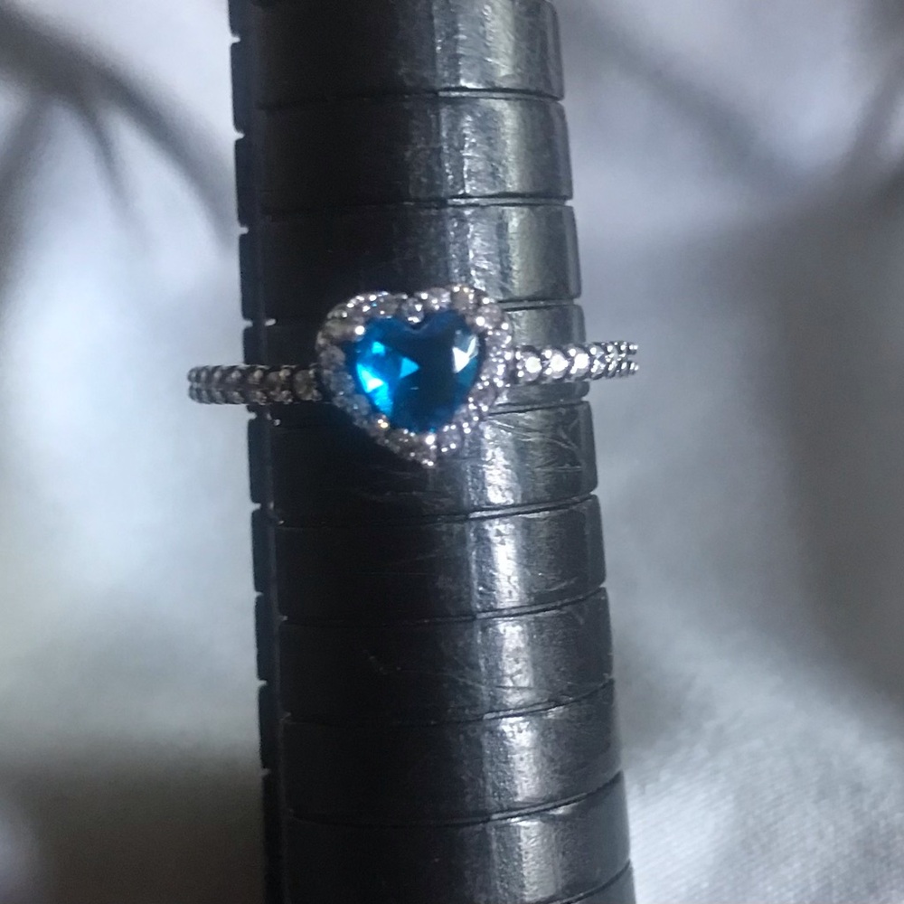 Sterling Silver Blue Heart Crystal Halo Ring